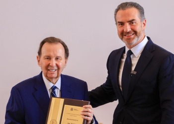 gonzález sada empresarial medalla