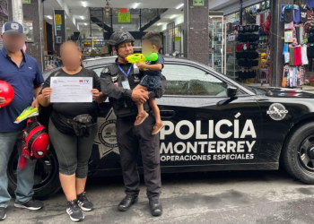 policía-de-monterrey-localiza-a-niño